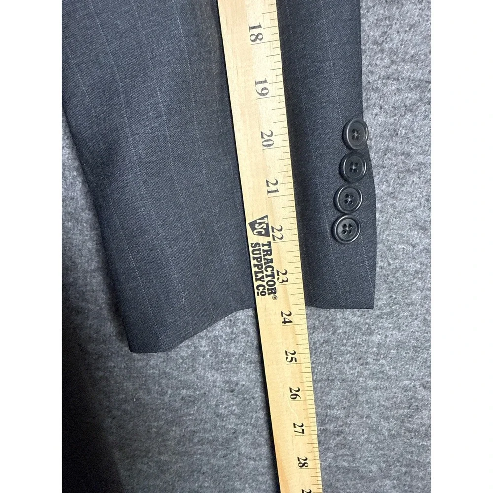Brooks Brothers 346 Charcoal Pinstripe Wool Suit Jacket Blazer Mens Size 40‎ S
